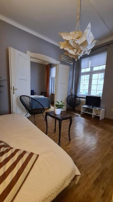 Your Royal 2 Bedroom City Center Stay Belgrade Exterior photo